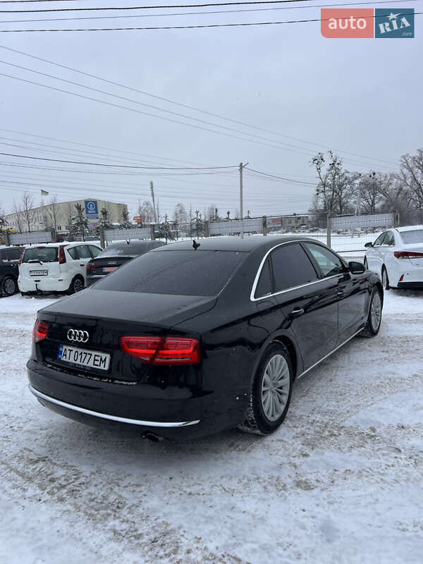 Седан Audi A8 2011 в Киеве