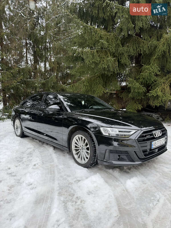 Седан Audi A8 2021 в Виннице