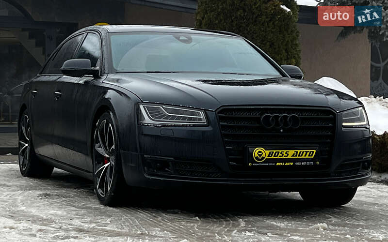 Седан Audi A8 2015 в Львове