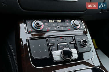 Седан Audi A8 2015 в Львове