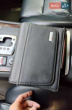 Седан Audi A8 2008 в Оболони