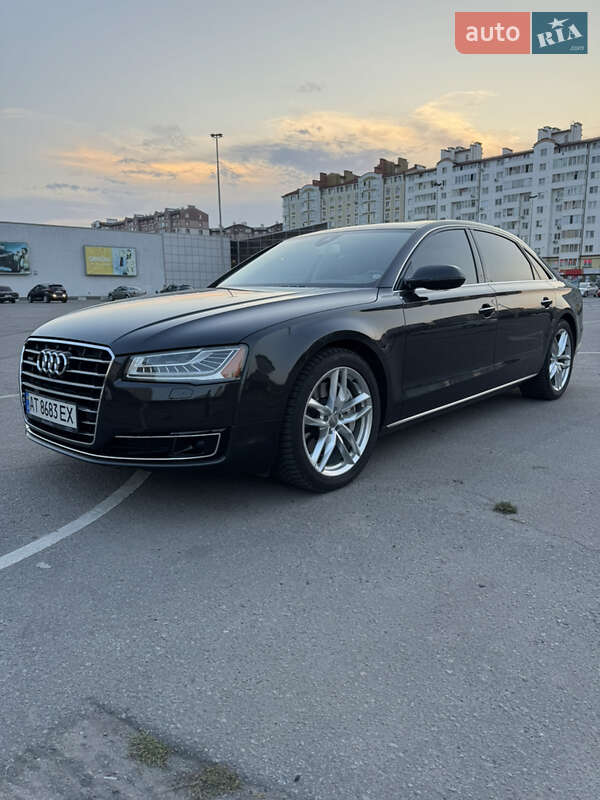 Седан Audi A8 2015 в Ивано-Франковске