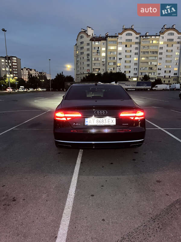 Седан Audi A8 2015 в Ивано-Франковске