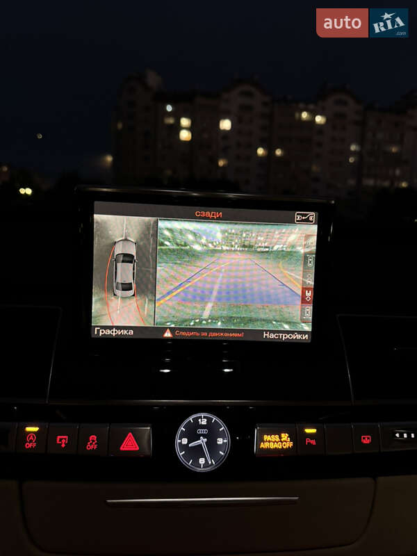 Седан Audi A8 2015 в Ивано-Франковске