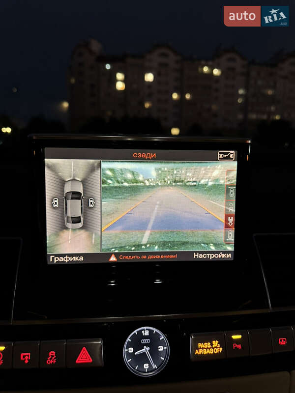 Седан Audi A8 2015 в Ивано-Франковске