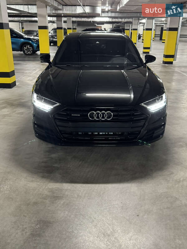 2020 Audi A8, VIN WAUZZZF8XMN010992:plate — фото 1 (autoria)