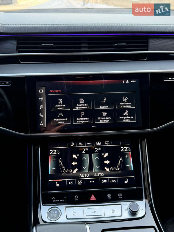 Седан Audi A8 2021 в Киеве