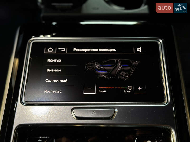 Седан Audi A8 2021 в Киеве