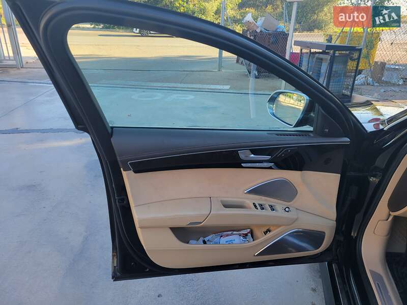 Седан Audi A8 2015 в Хмельницькому фото 4 Седан Audi A8 2015 в Хмельницькому
