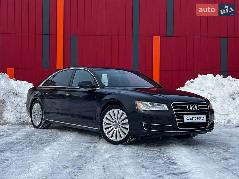 Седан Audi A8 2015 в Киеве фото Седан Audi A8 2015 в Киеве