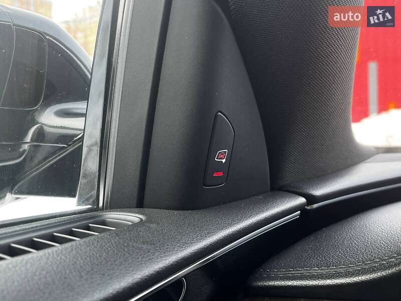 Седан Audi A8 2015 в Киеве фото 29 Седан Audi A8 2015 в Киеве