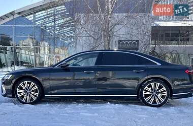Седан Audi A8 2022 в Киеве