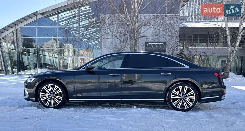 2022 Audi A8, VIN WAUZZZF83NN001925:plate — фото 1 (autoria)