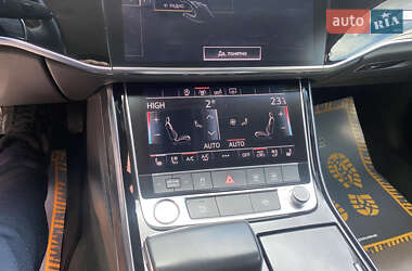 Седан Audi A8 2018 в Мукачевому