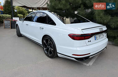 Седан Audi A8 2018 в Киеве