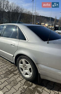 Седан Audi A8 2001 в Теребовле