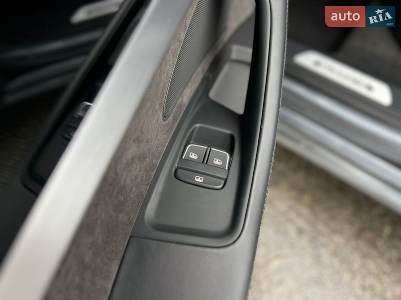 Седан Audi A8 2017 в Києві фото 22 Седан Audi A8 2017 в Києві