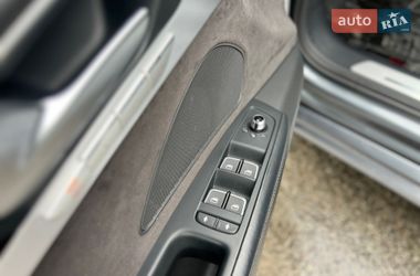 Седан Audi A8 2017 в Киеве