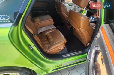 Седан Audi A8 2005 в Яремче