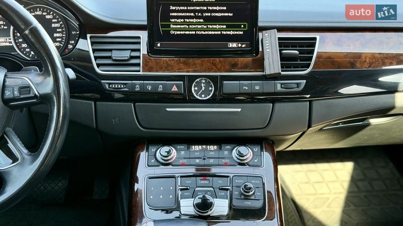 Седан Audi A8 2013 в Києві