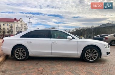 Седан Audi A8 2012 в Киеве