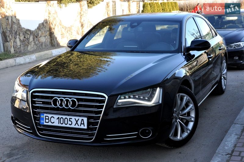 Седан Audi A8 2013 в Львові
