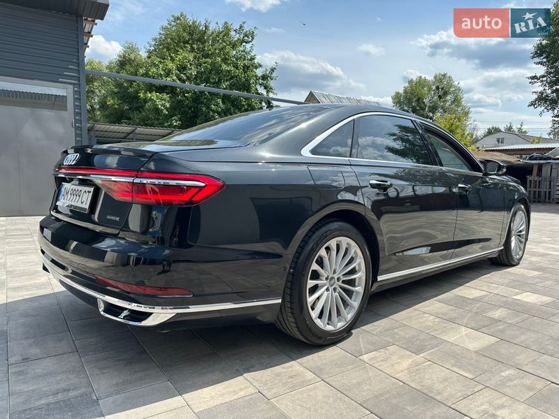 Седан Audi A8 2018 в Житомирі