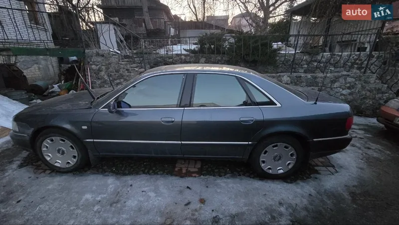 Audi A8 2001