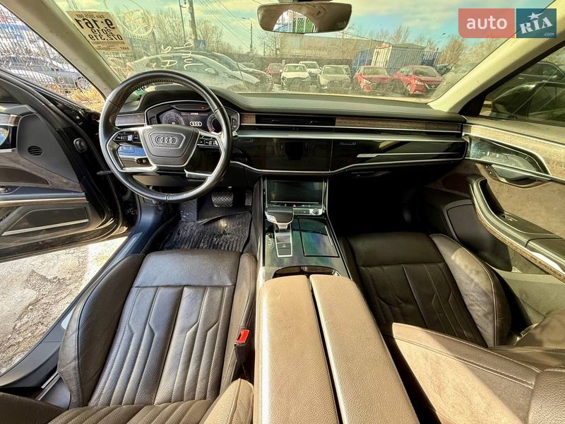 Седан Audi A8 2019 в Києві фото 37 Седан Audi A8 2019 в Києві