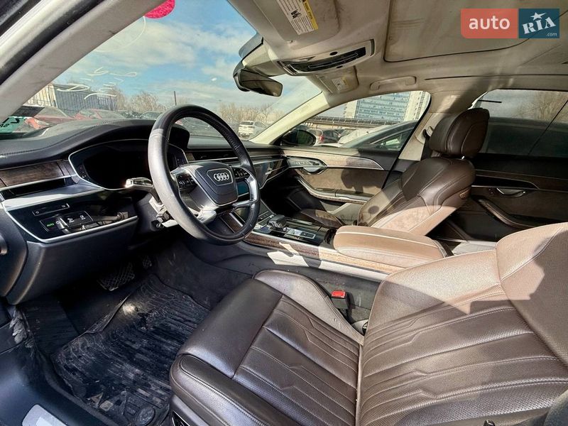 Седан Audi A8 2019 в Києві фото 40 Седан Audi A8 2019 в Києві