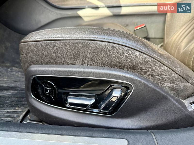 Седан Audi A8 2019 в Києві