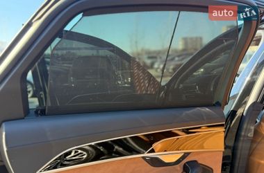 Седан Audi A8 2022 в Киеве