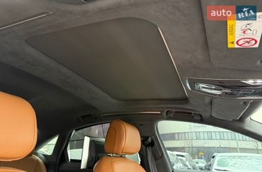 Седан Audi A8 2022 в Киеве