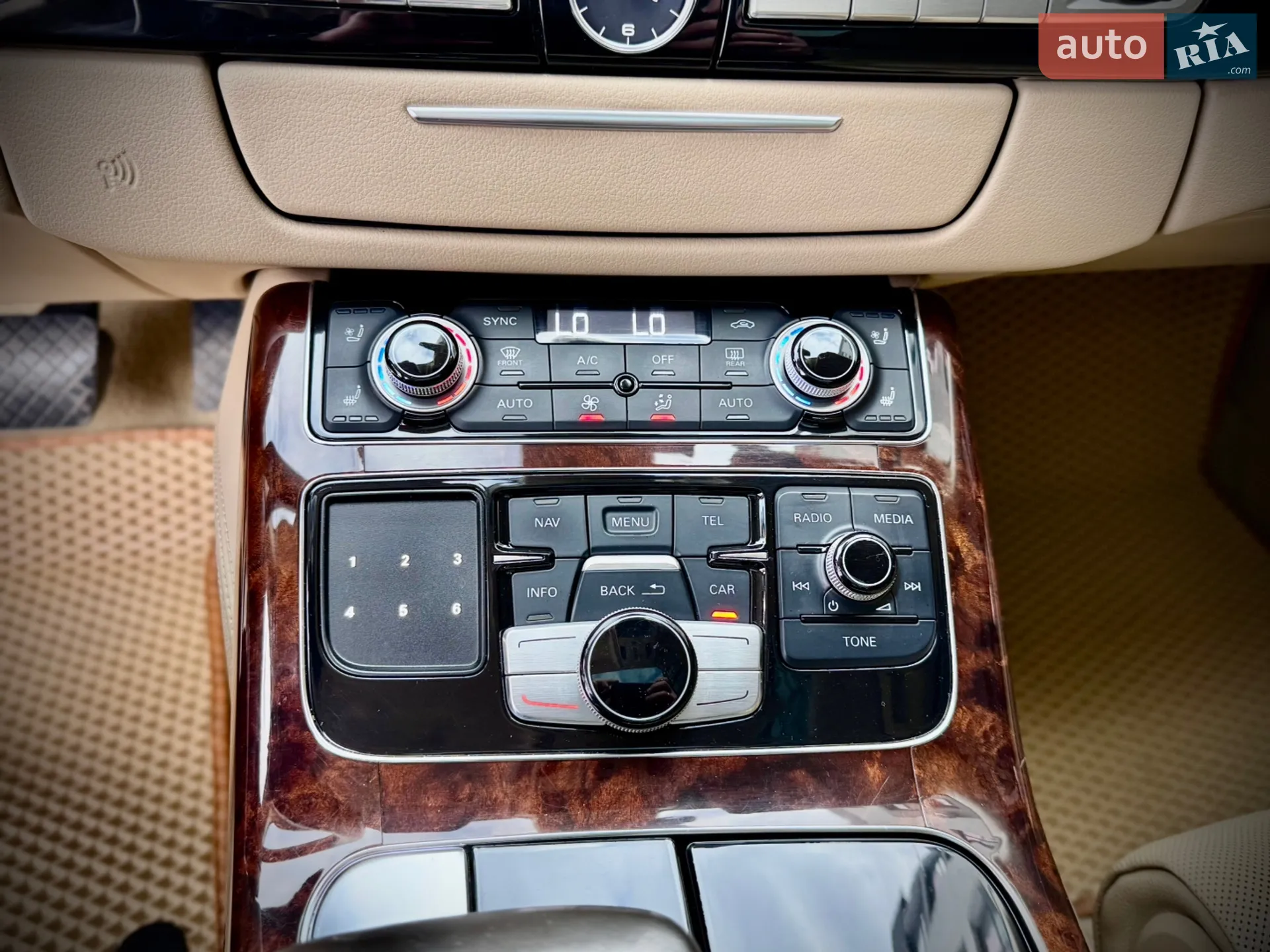 2013 Audi A8 - мініатюра 47