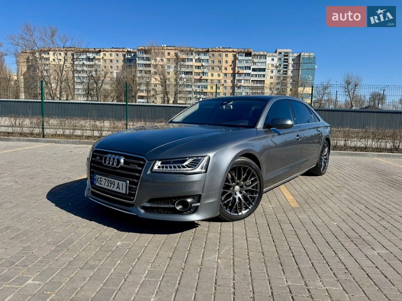 Audi A8 2015