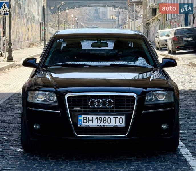 Седан Audi A8 2006 в Одессе