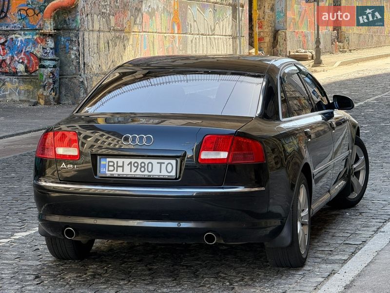 Седан Audi A8 2006 в Одессе