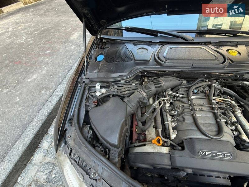 Седан Audi A8 2006 в Одессе