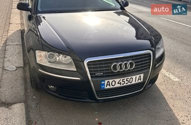 Седан Audi A8 2007 в Иршаве