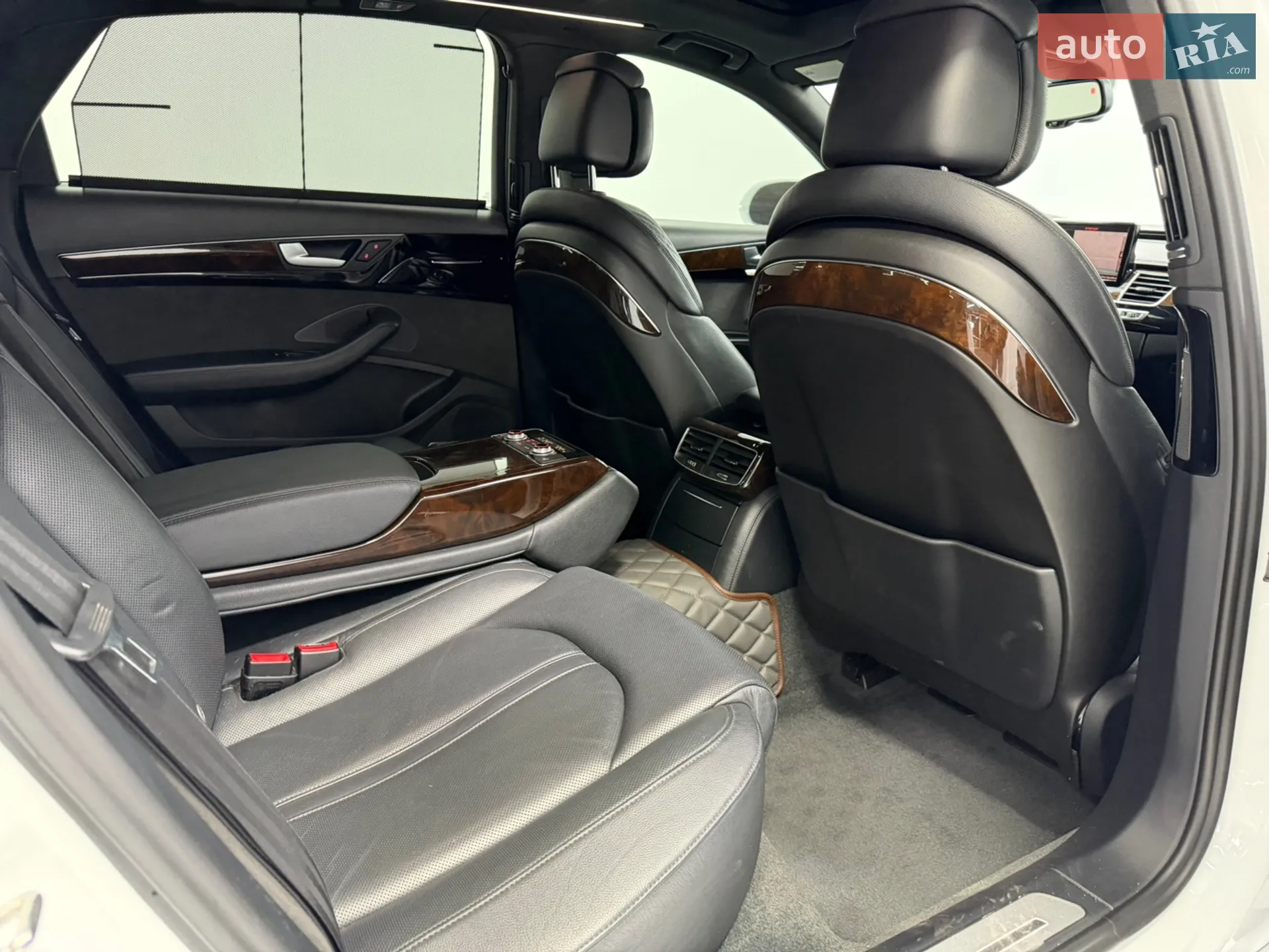 2016 Audi A8 - мініатюра 23