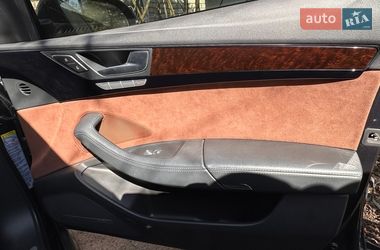 Седан Audi A8 2017 в Первомайську