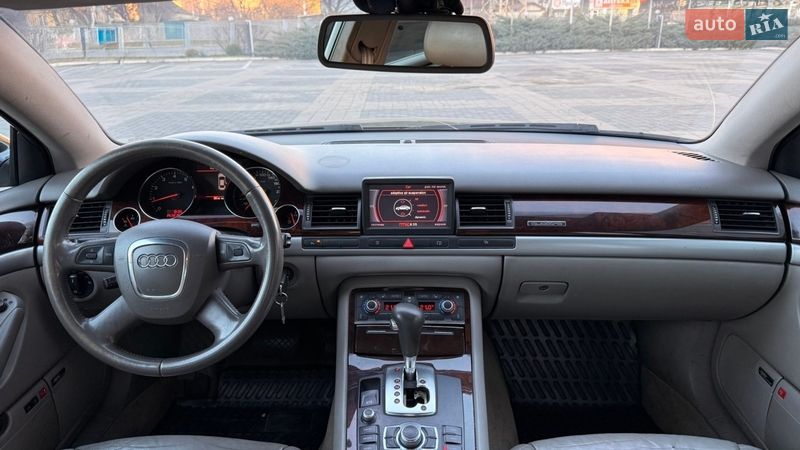 Седан Audi A8 2007 в Одесі