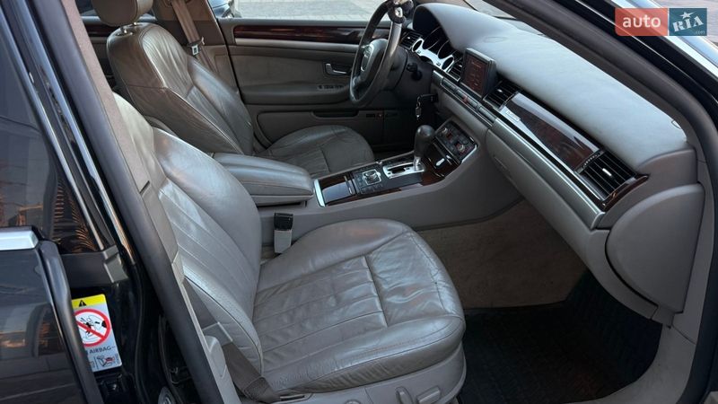 Седан Audi A8 2007 в Одесі
