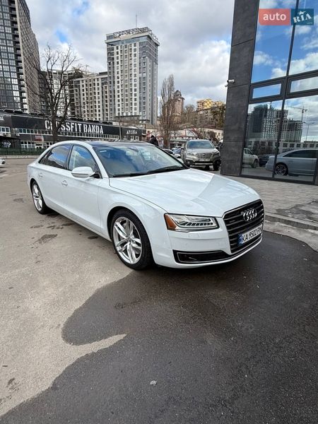 Седан Audi A8 2014 в Києві