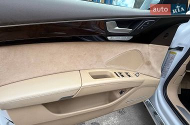 Седан Audi A8 2014 в Києві