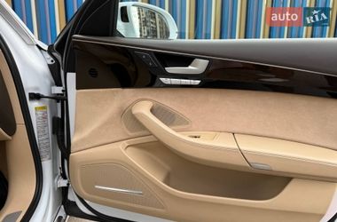Седан Audi A8 2014 в Киеве
