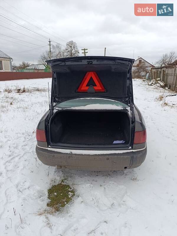 Седан Audi A8 2002 в Демидівці фото Седан Audi A8 2002 в Демидівці