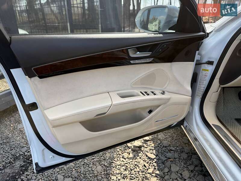 Седан Audi A8 2012 в Хмельницком