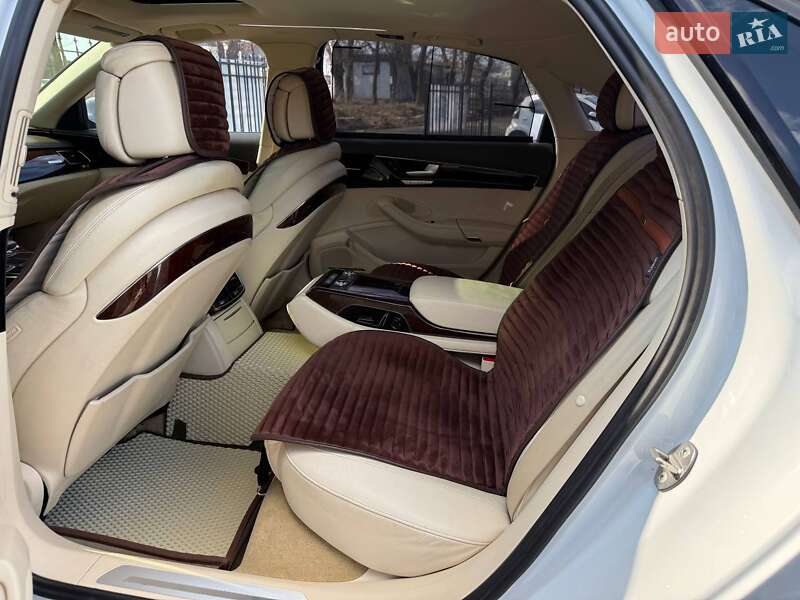 Седан Audi A8 2012 в Хмельницком