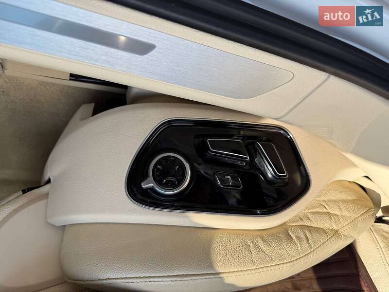 Седан Audi A8 2012 в Хмельницькому фото 37 Седан Audi A8 2012 в Хмельницькому